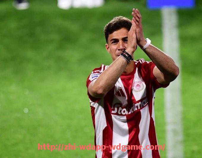 问鼎娱乐官网-西甲联赛最具争议的比赛与判罚回顾